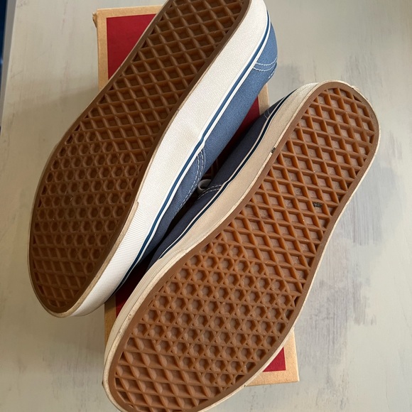 Vans Authentic Shoes - Picture 4 of 5